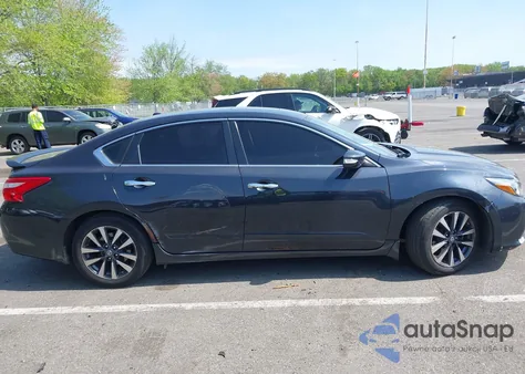 2017 Nissan Altima 2.5 Sl из США, поврежденный, VIN 1N4AL3AP8HC127880